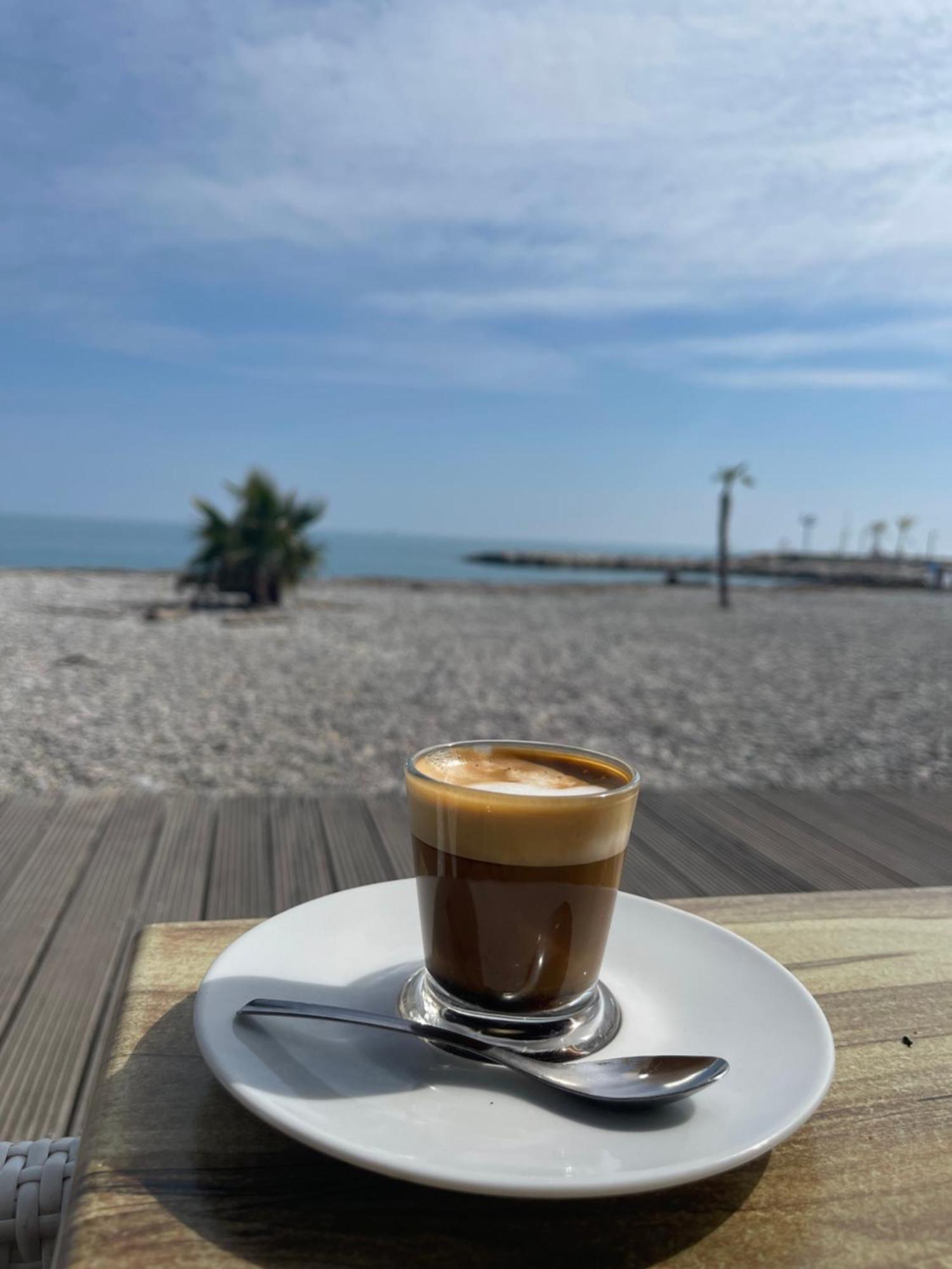 Villeneuve Loubet Plage- Entre Nice Et Cannes Exteriör bild